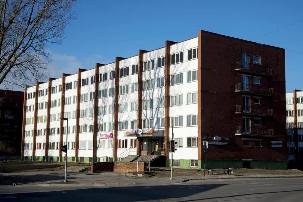Hostel Brize Lipawa Zewnętrze zdjęcie